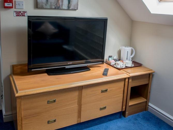 The Olde Peculiar Hotel Rugeley Quarto foto